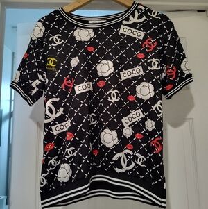 Fashion Blouse Graphic